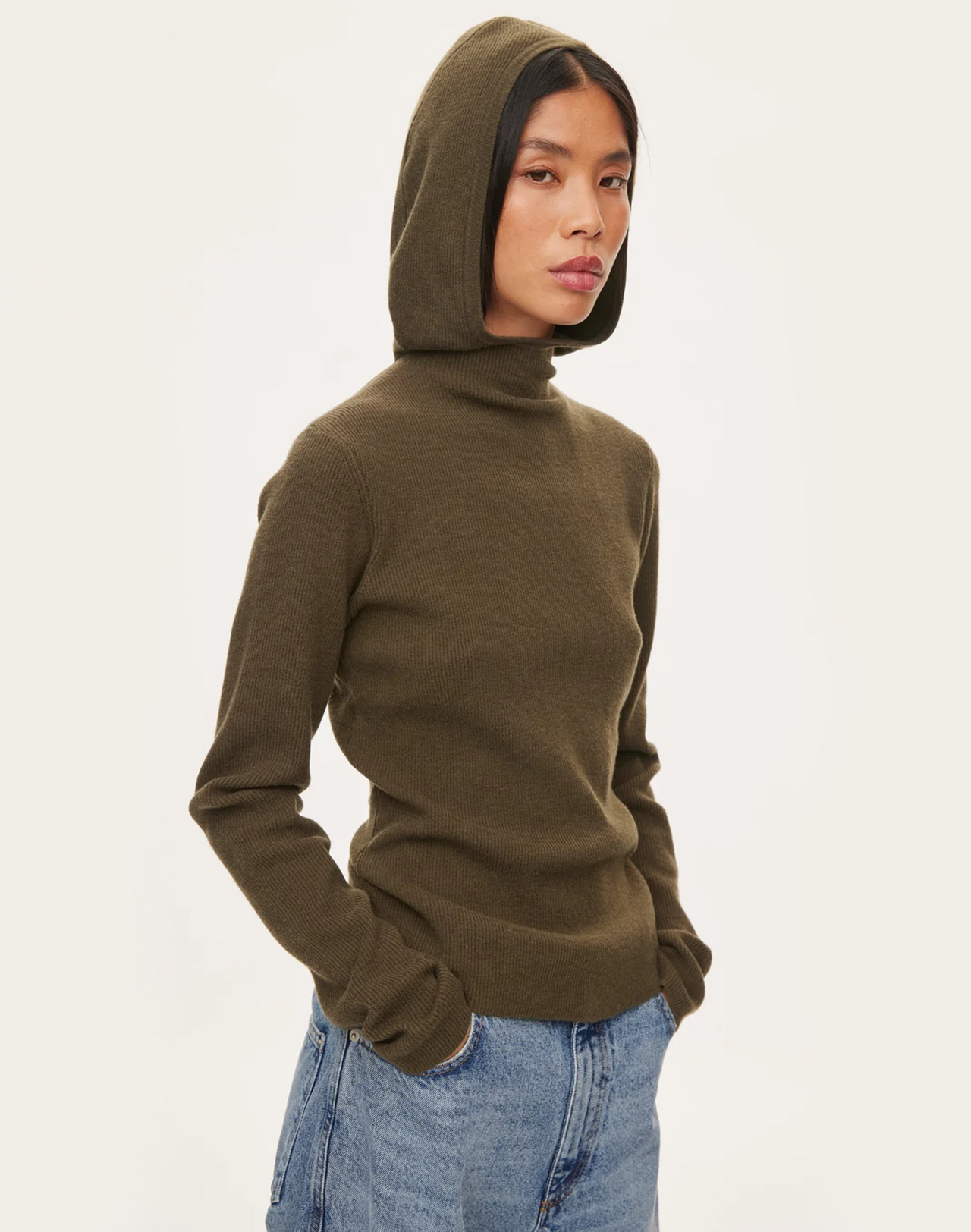 Alains Kaputzensweater, olive