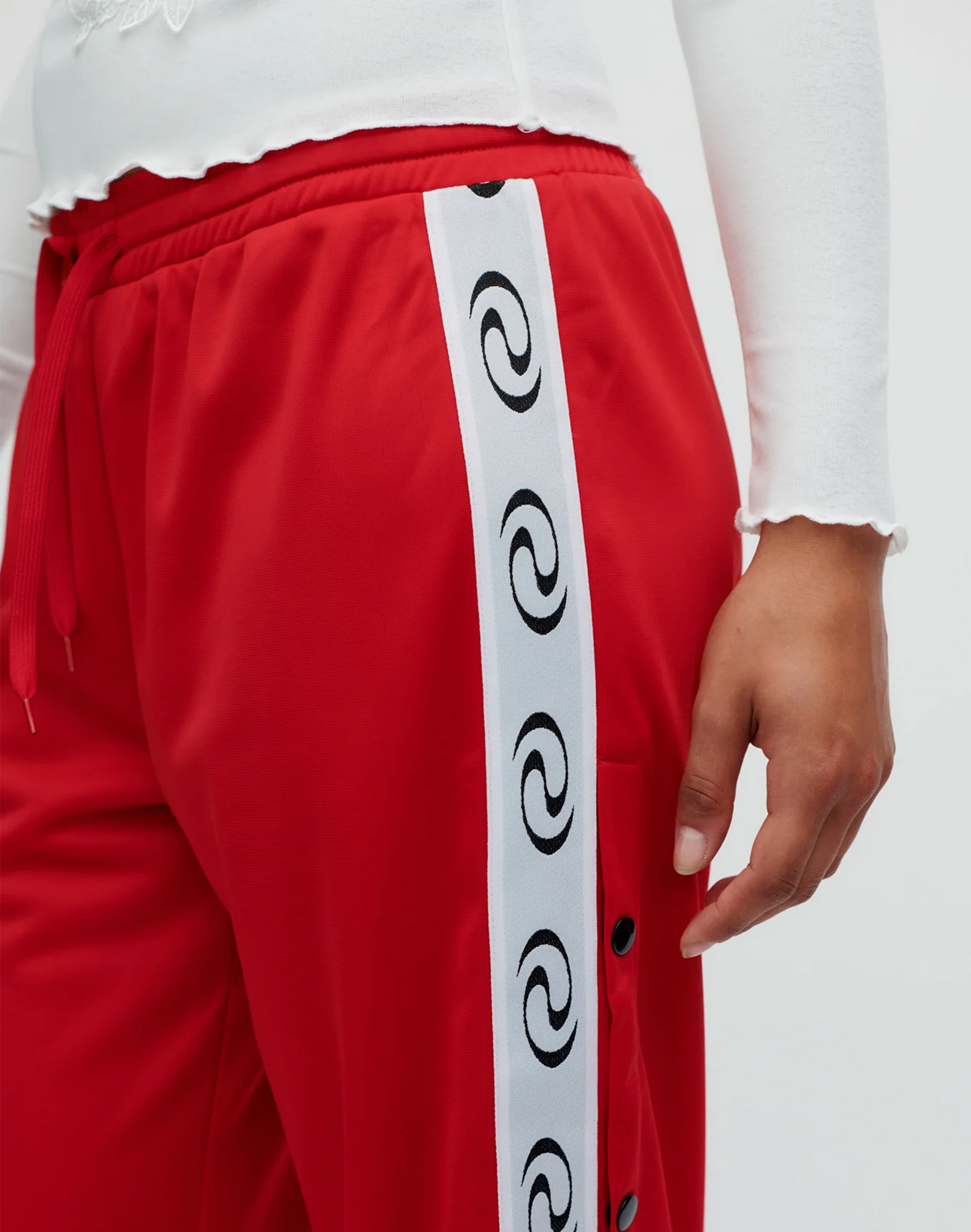 Resume Flynn Hose in Rot, Ansicht Detail