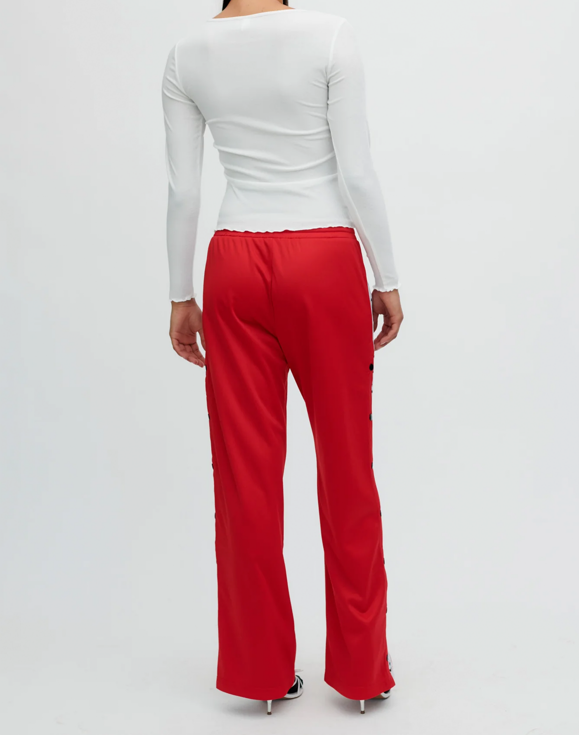 Resume Flynn Hose in Rot, Ansicht Hinten