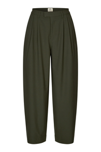 Mads Norgaard Paria Hose in Olive, Ansicht Frontal