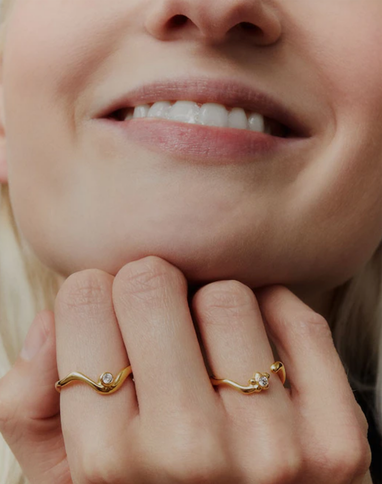 Maria Black Linnea Ring in Gold, Tragebild