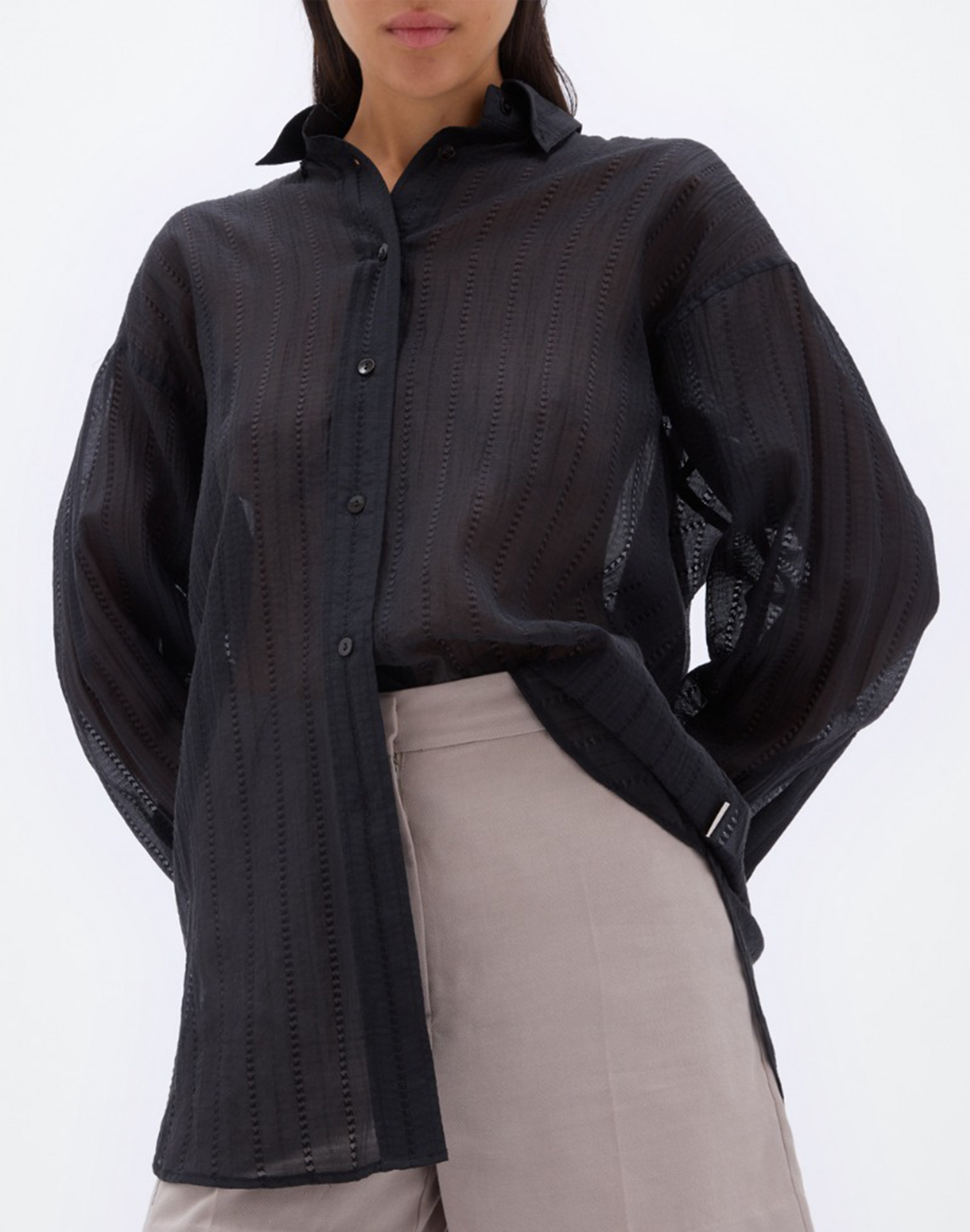 Remain Oversized Bluse in Schwarz, Ansicht Frontal